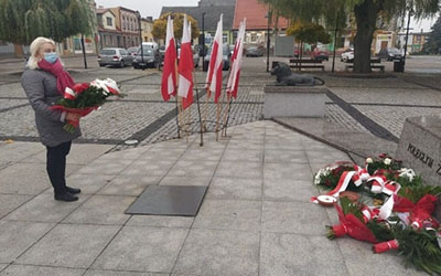  W hołdzie Poległym ...